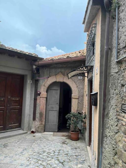 Appartement Adelaide Al Borgo. à Castelnuovo Di Porto Extérieur photo