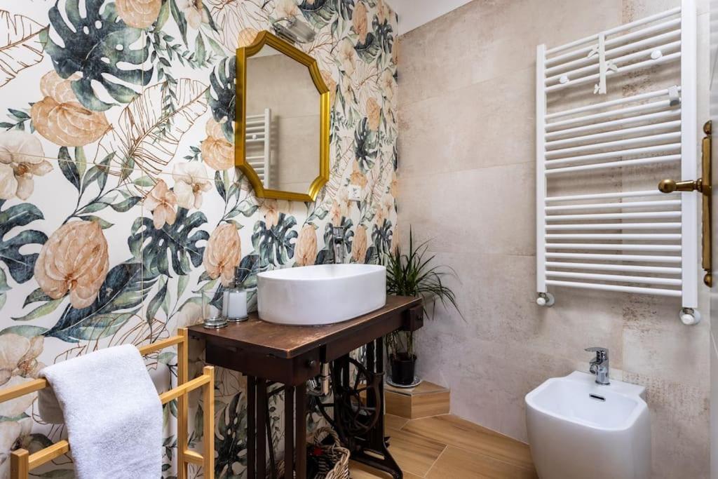 Appartement Adelaide Al Borgo. à Castelnuovo Di Porto Extérieur photo